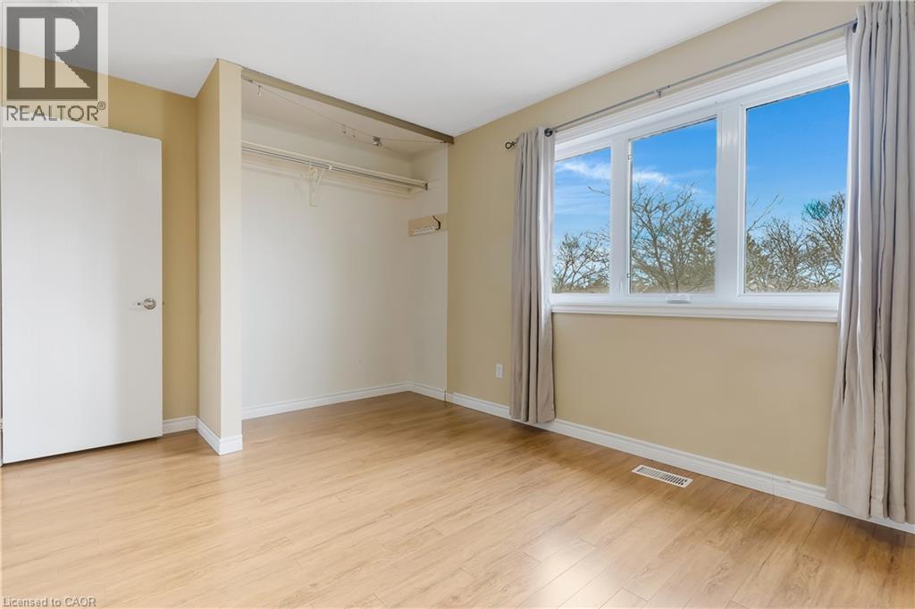 302 College Ave W Unit# 74, Guelph, Ontario  N1G 4T6 - Photo 36 - 40829441