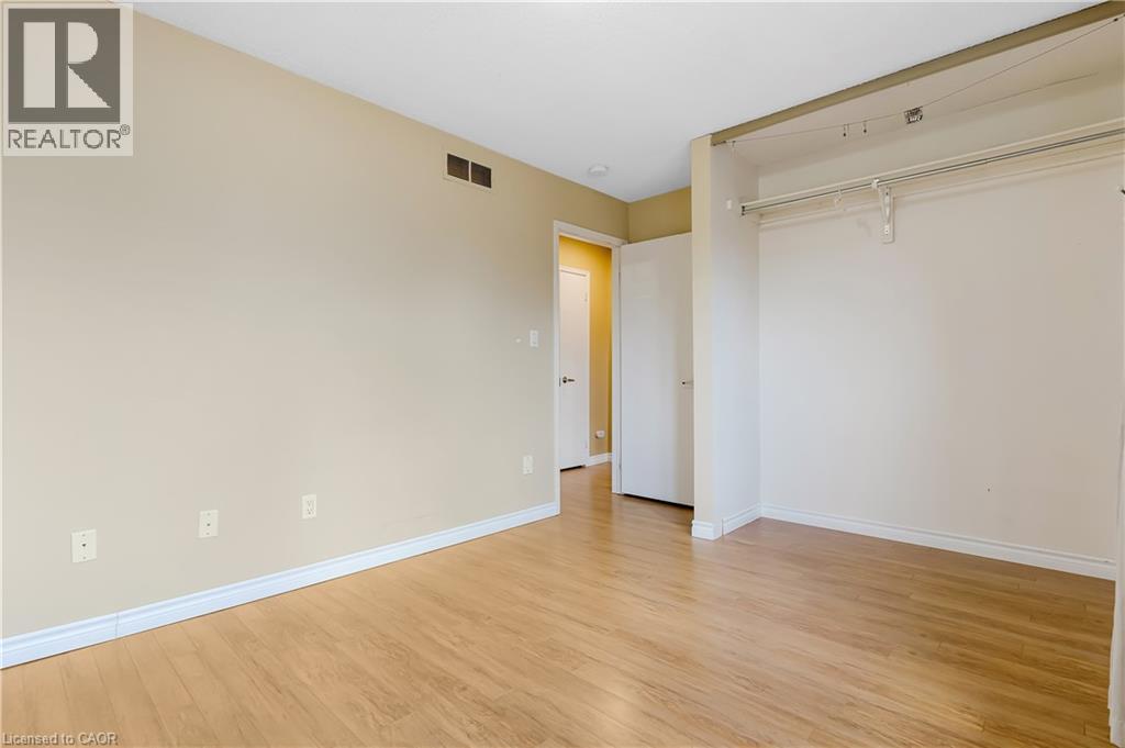 302 College Ave W Unit# 74, Guelph, Ontario  N1G 4T6 - Photo 35 - 40829441