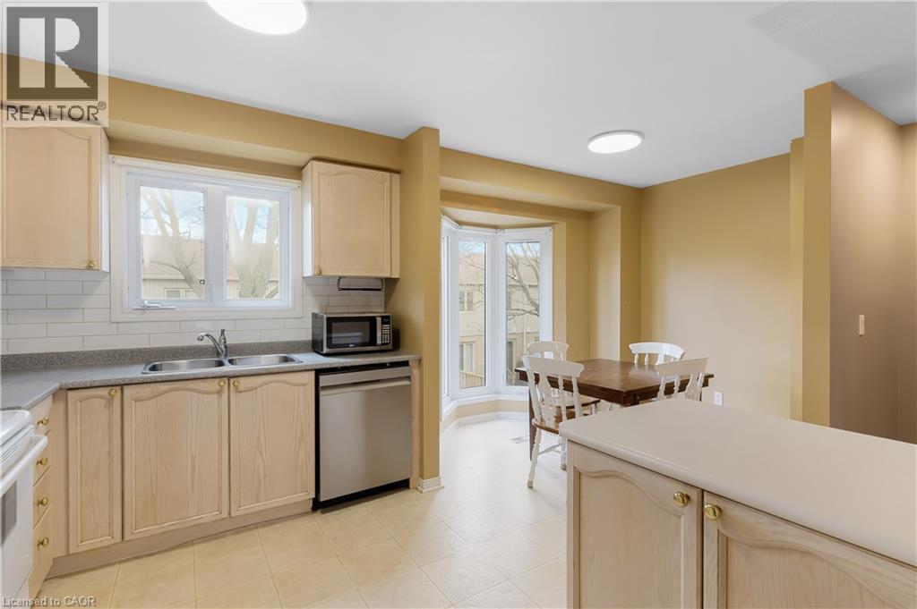 302 College Ave W Unit# 74, Guelph, Ontario  N1G 4T6 - Photo 17 - 40829441
