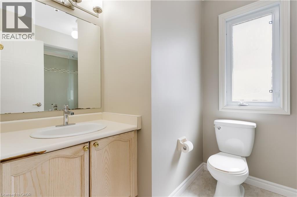 302 College Ave W Unit# 74, Guelph, Ontario  N1G 4T6 - Photo 29 - 40829441