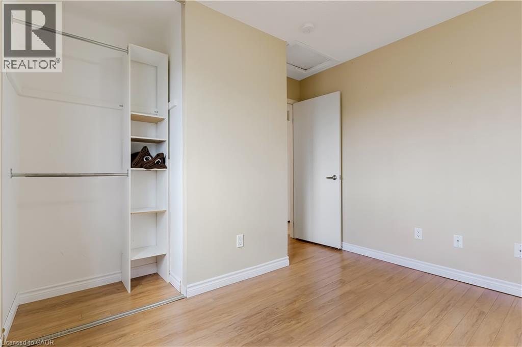 302 College Ave W Unit# 74, Guelph, Ontario  N1G 4T6 - Photo 33 - 40829441
