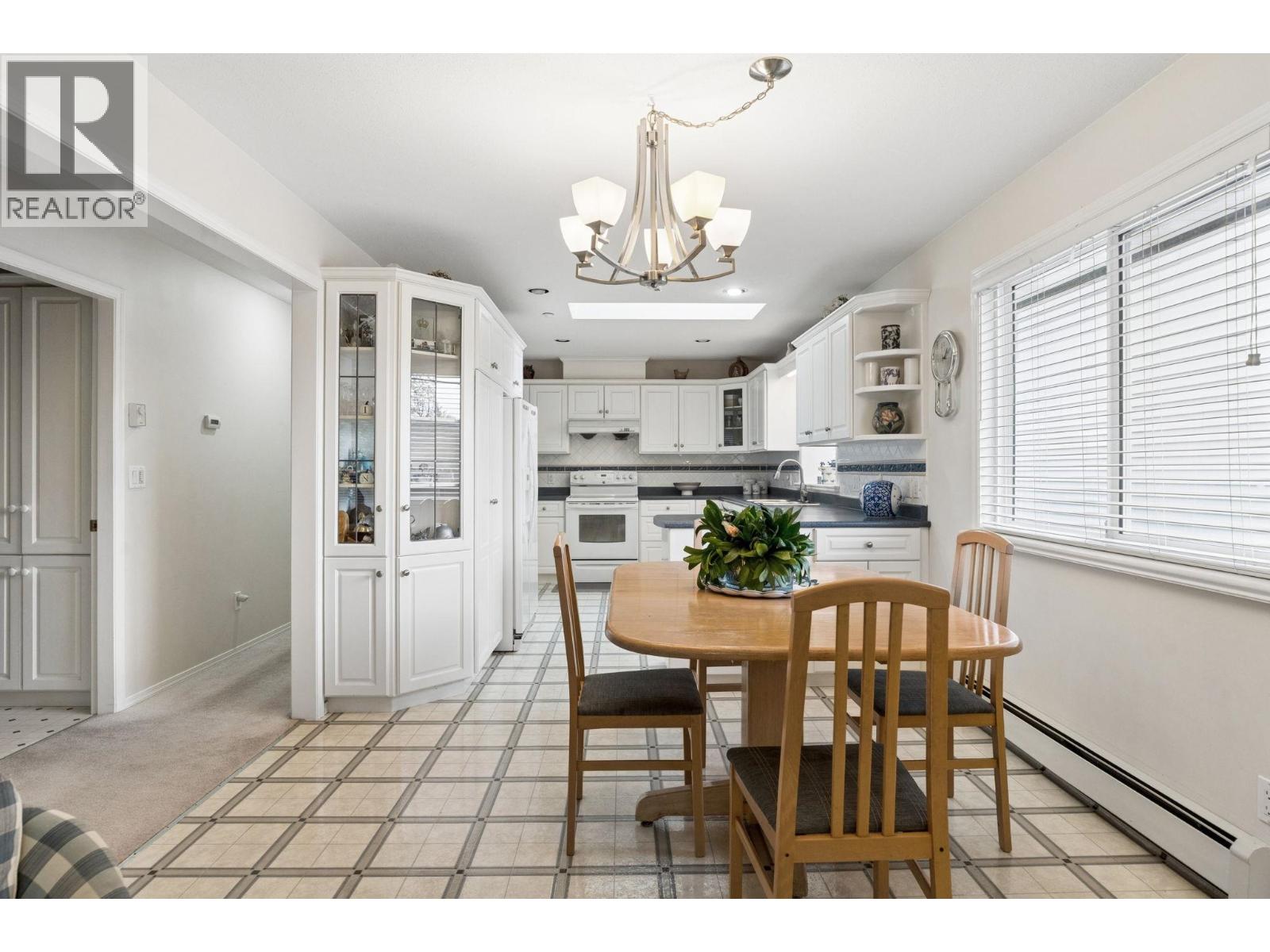 3451 Liverpool Street, Port Coquitlam, British Columbia  V3B 3V9 - Photo 11 - R3122661