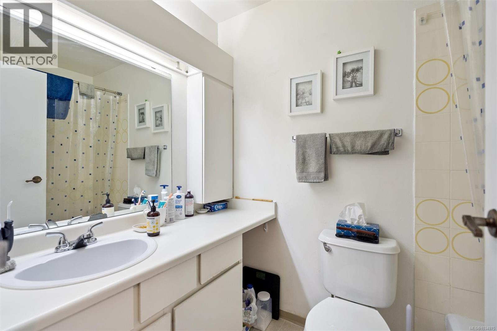 703 103 Gorge Rd E, Victoria, British Columbia  V9A 6Z2 - Photo 15 - 1034975