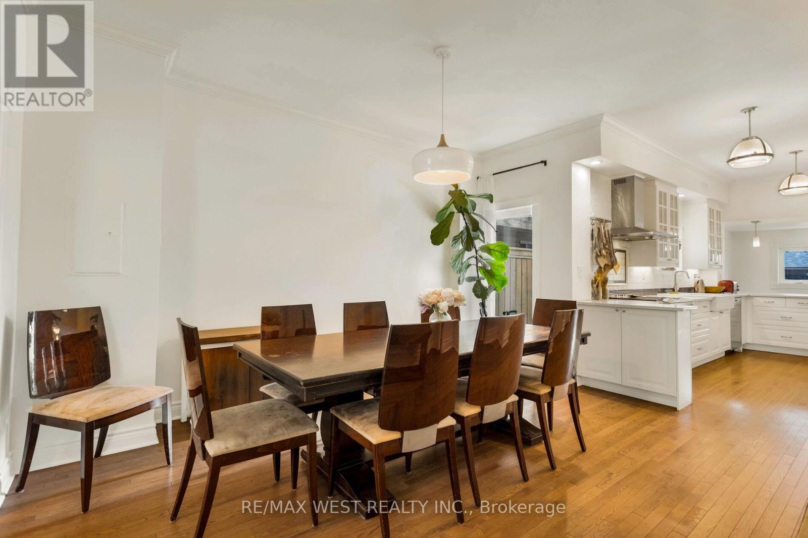 35 St Clarens Avenue, Toronto, Ontario  M6K 2S4 - Photo 10 - C13118166