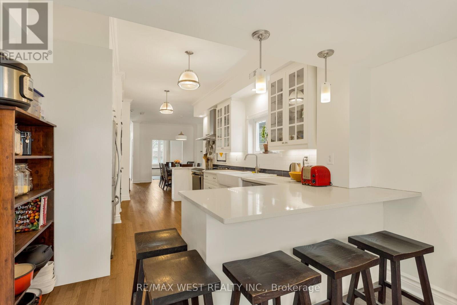35 St Clarens Avenue, Toronto, Ontario  M6K 2S4 - Photo 17 - C13118166