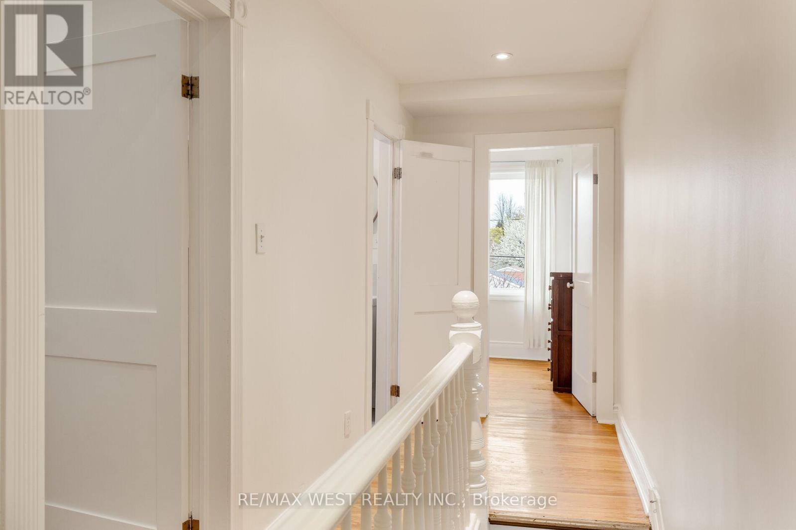 35 St Clarens Avenue, Toronto, Ontario  M6K 2S4 - Photo 33 - C13118166