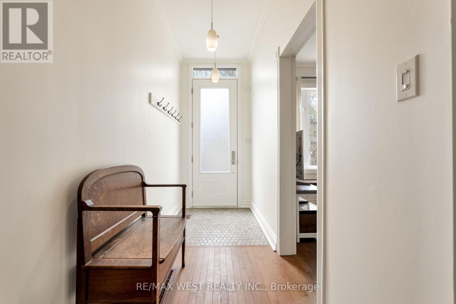 35 St Clarens Avenue, Toronto, Ontario  M6K 2S4 - Photo 4 - C13118166