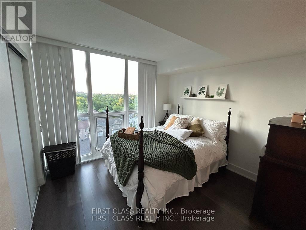 1008 - 88 Sheppard Avenue E, Toronto, Ontario  M2N 6Y2 - Photo 6 - C13118232