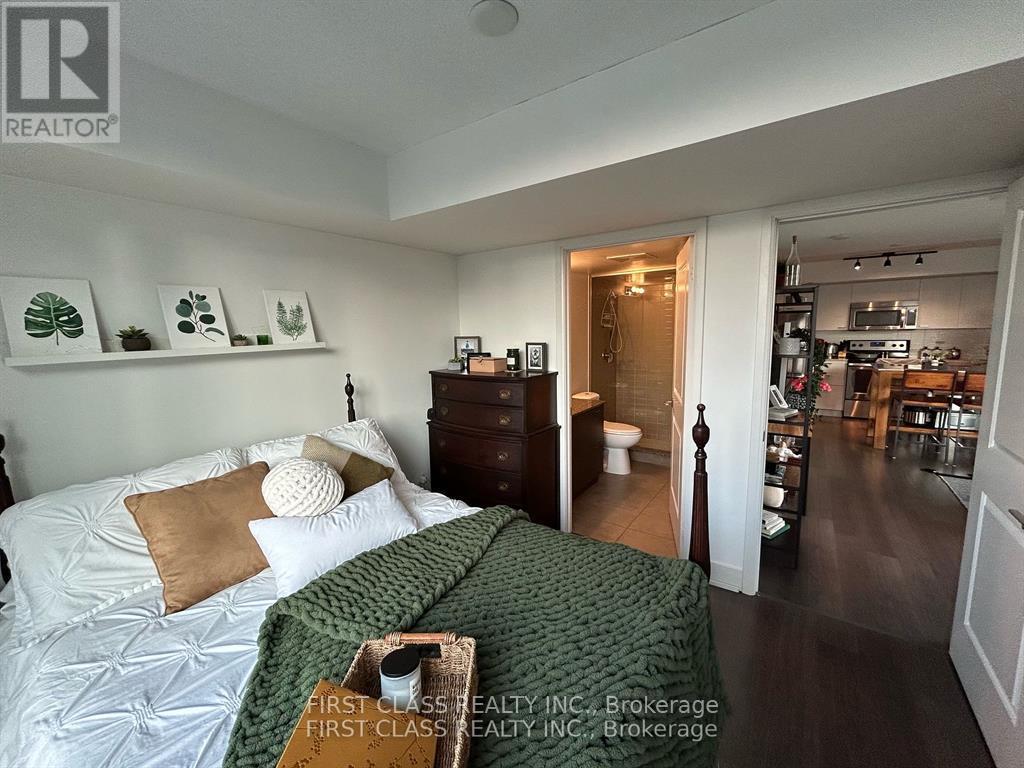 1008 - 88 Sheppard Avenue E, Toronto, Ontario  M2N 6Y2 - Photo 7 - C13118232