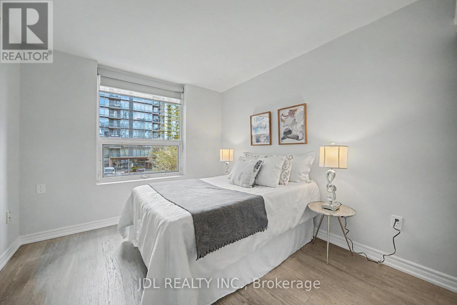 Th8 - 31 Brunel Court, Toronto, Ontario  M5V 3Y2 - Photo 18 - C13118362