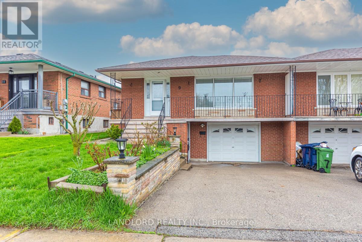 9 CLIPPER ROAD, toronto (pleasant view), Ontario