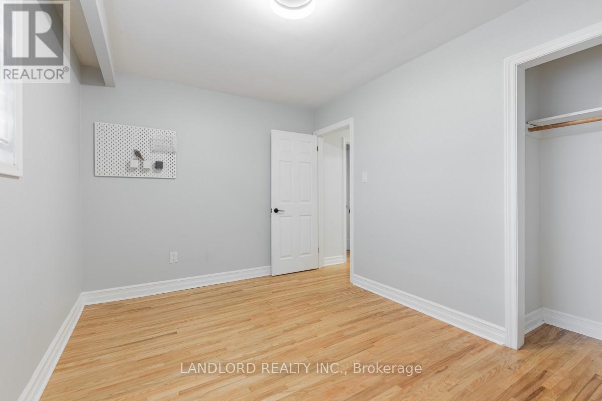 9 Clipper Road, Toronto (Pleasant View), Ontario  M2J 4C8 - Photo 19 - C13118406