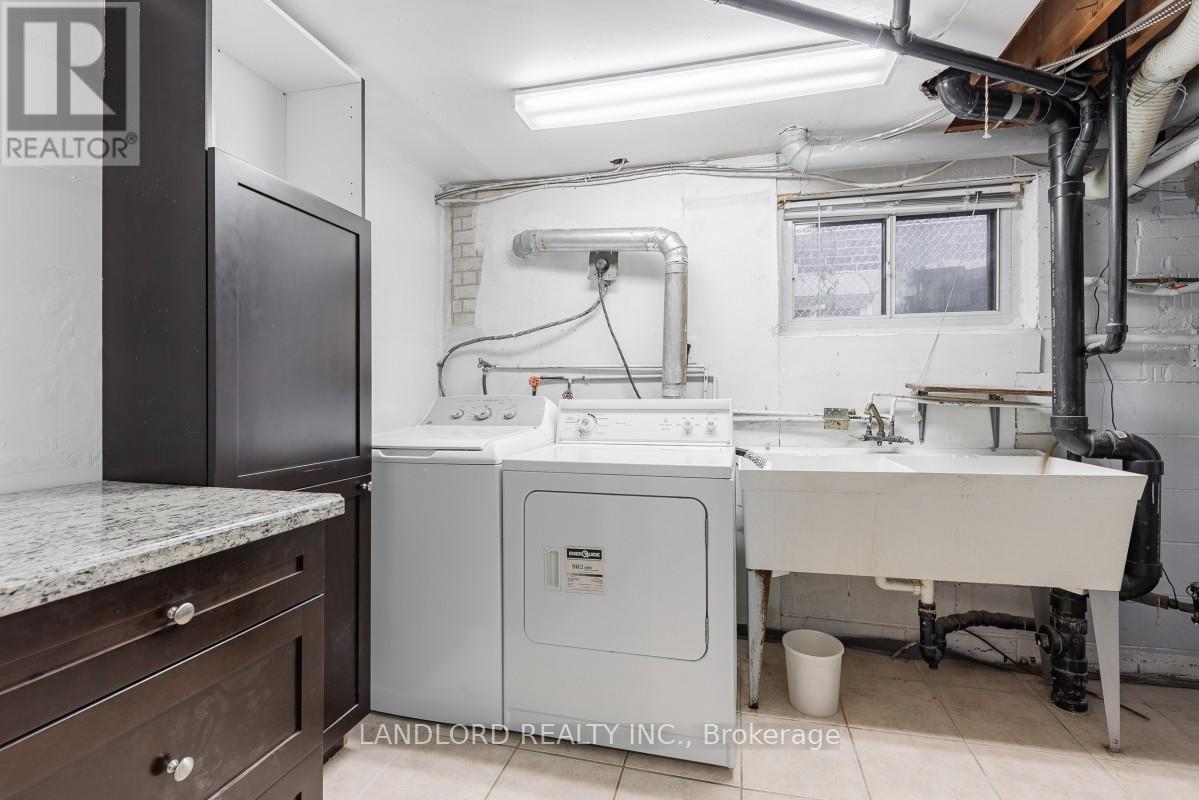 9 Clipper Road, Toronto (Pleasant View), Ontario  M2J 4C8 - Photo 33 - C13118406