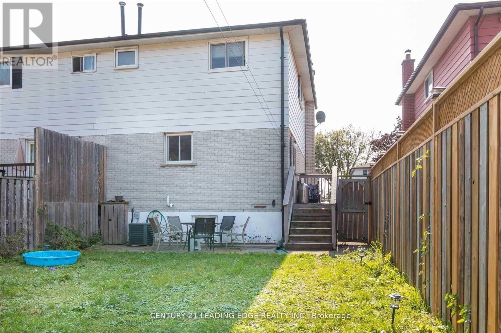 370 Durham Court, Oshawa, Ontario  L1J 1W9 - Photo 7 - E13118200