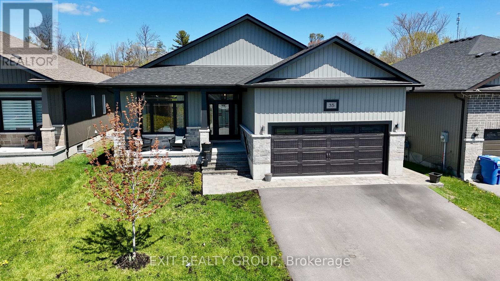 35 SCHMIDT WAY, Quinte West, Ontario
