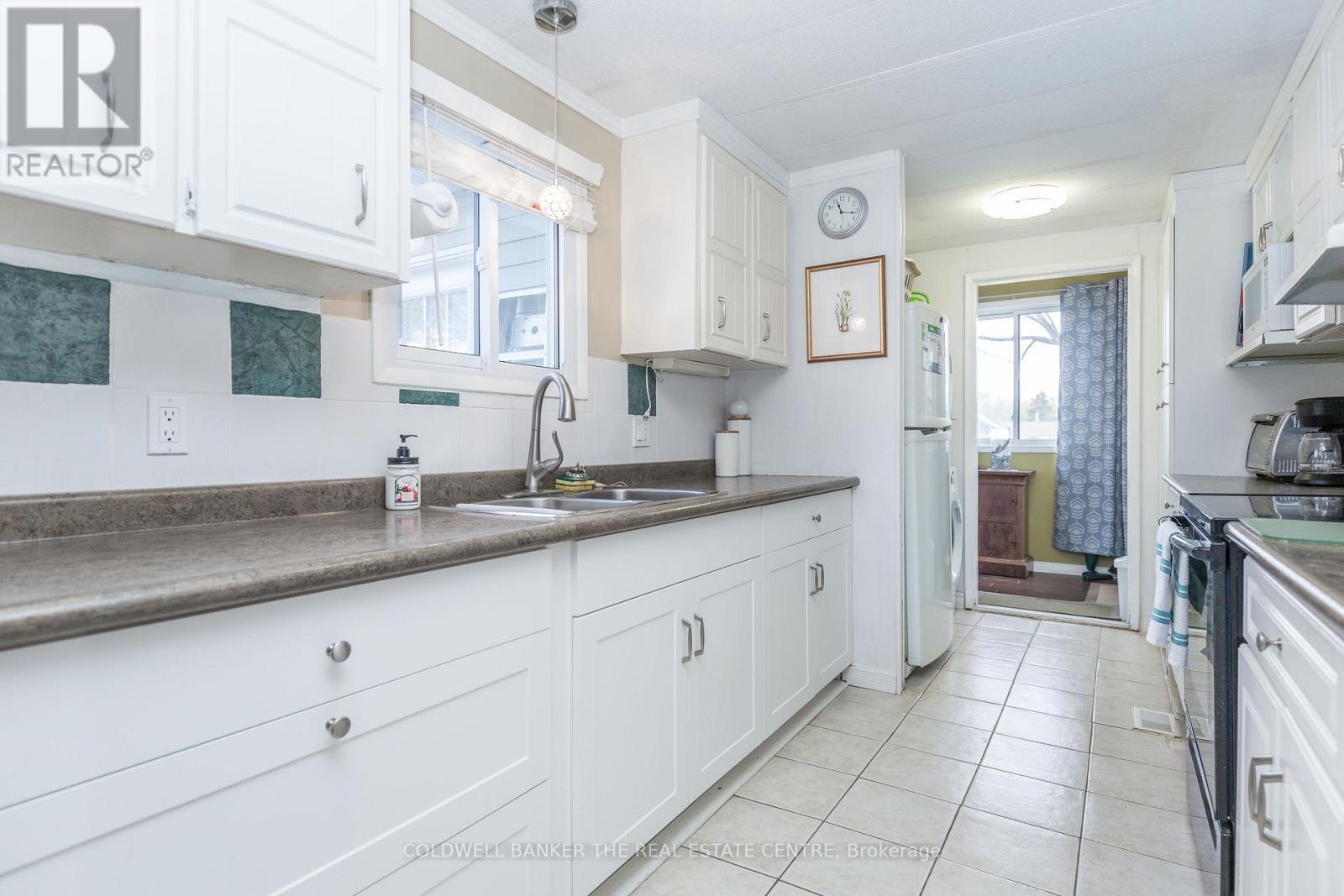 2 Fir Court, Innisfil, Ontario  L9S 1M1 - Photo 13 - N13118160