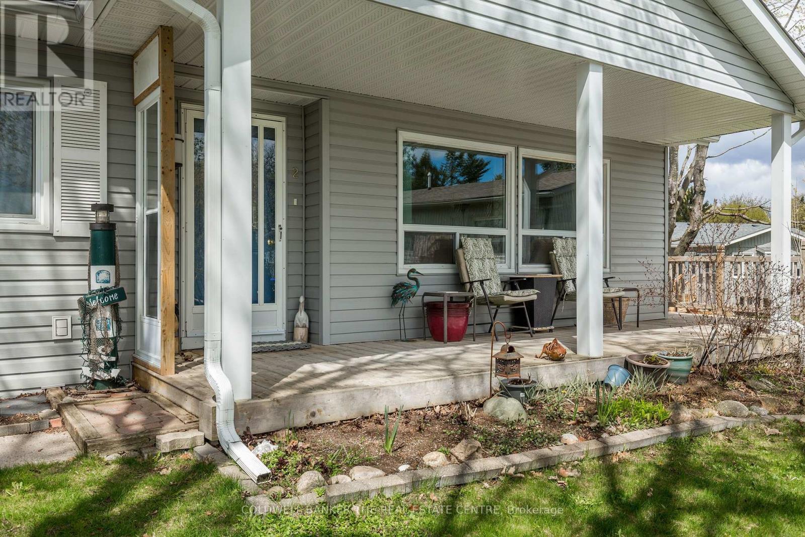2 Fir Court, Innisfil, Ontario  L9S 1M1 - Photo 3 - N13118160