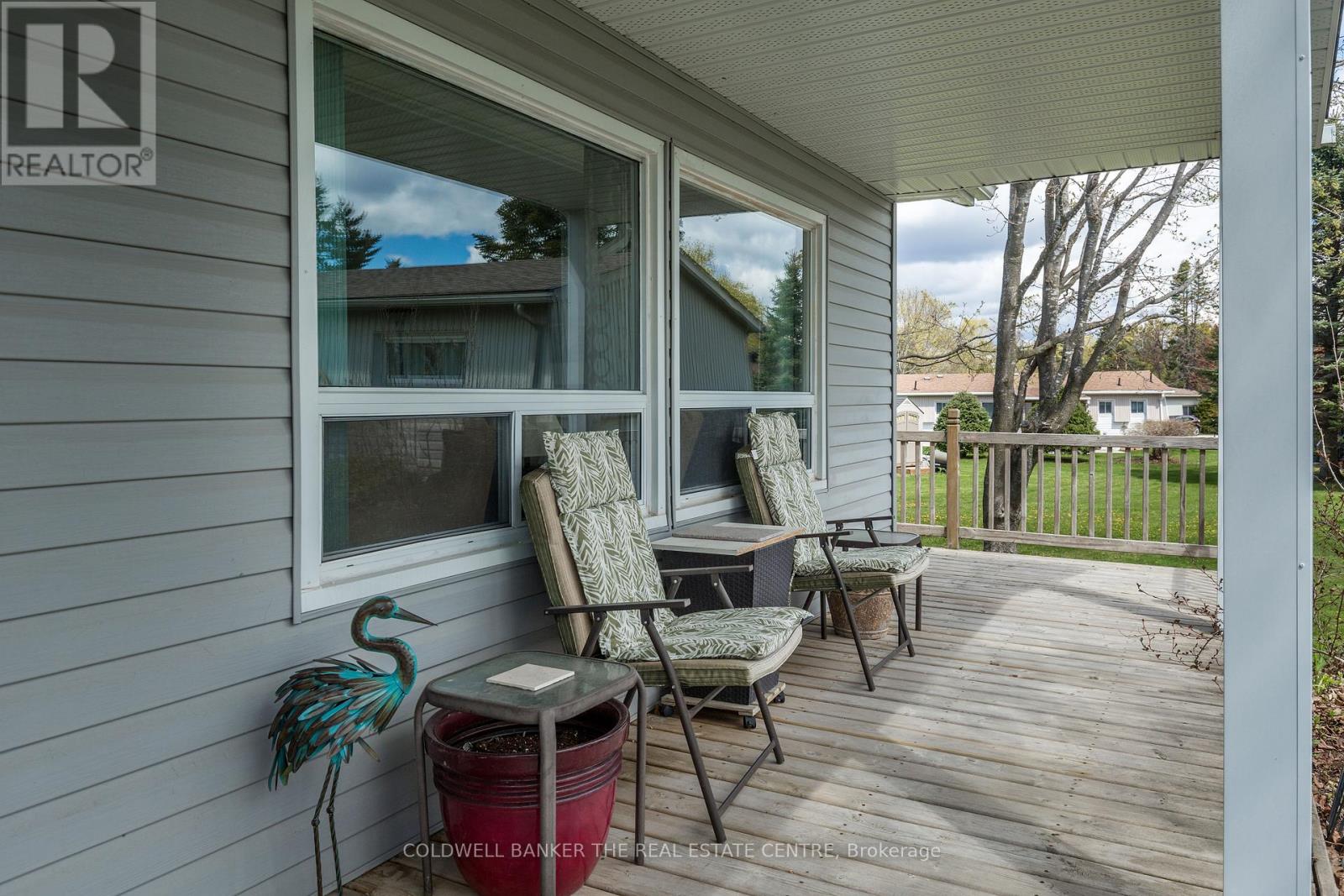 2 Fir Court, Innisfil, Ontario  L9S 1M1 - Photo 4 - N13118160