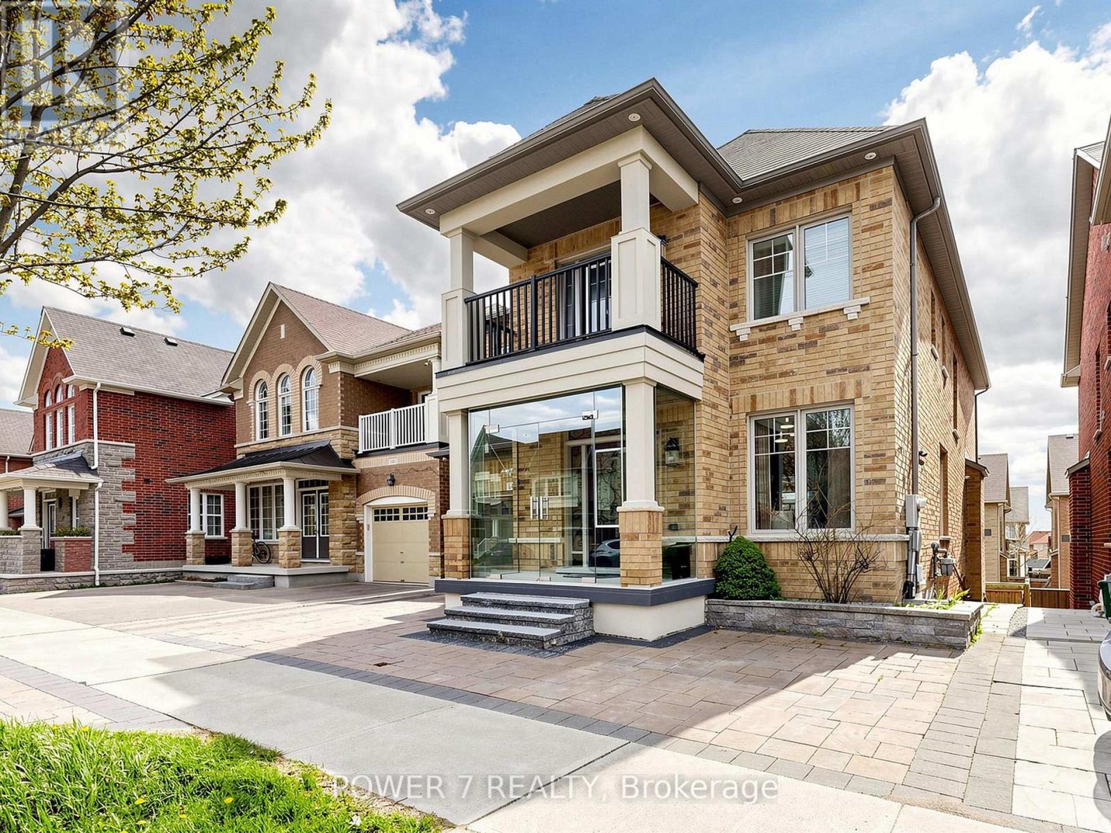 143 Beckett Avenue, Markham, Ontario  L6C 0P8 - Photo 3 - N13118238