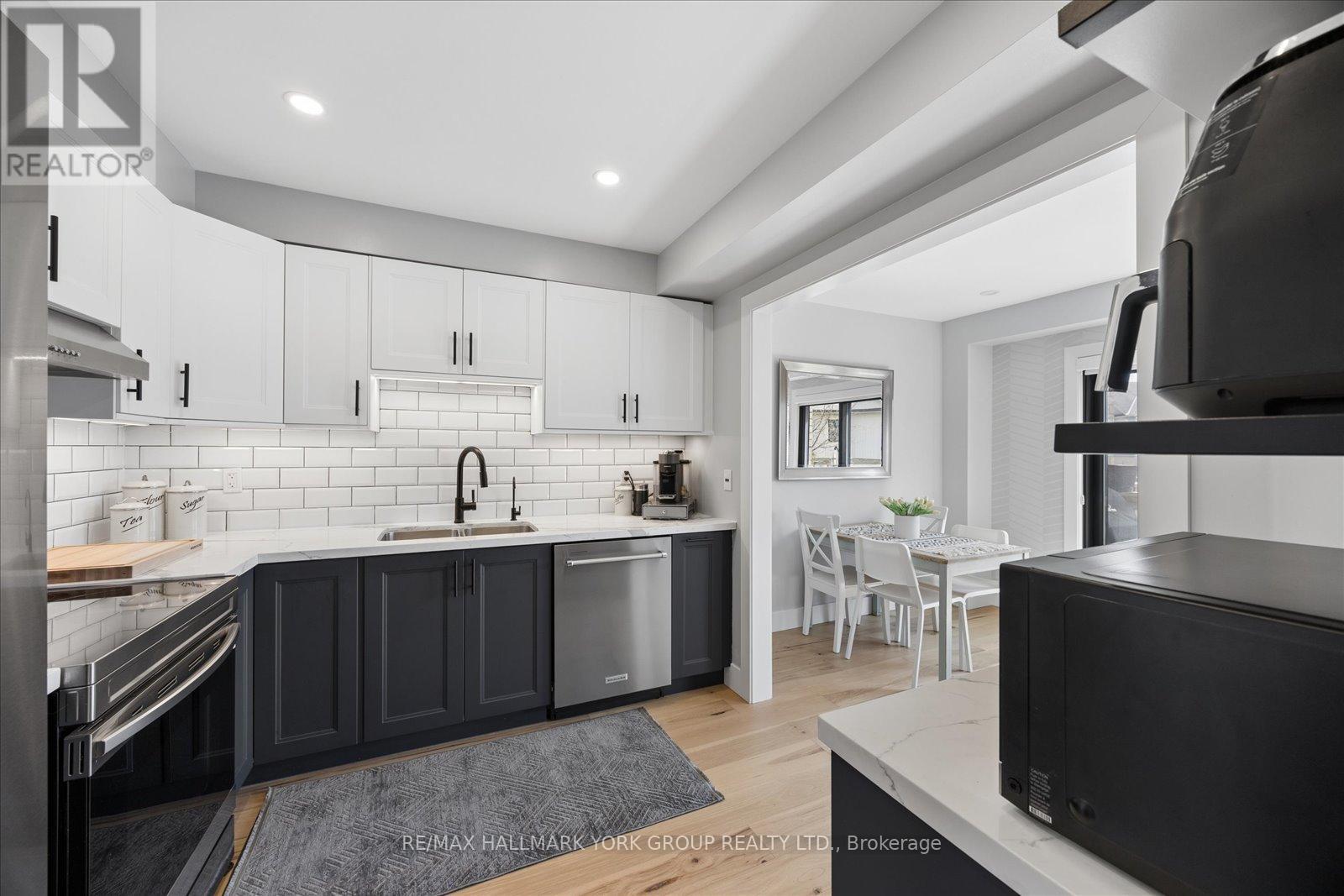 50 Hammill Heights, East Gwillimbury, Ontario  L0G 1M0 - Photo 18 - N13118256