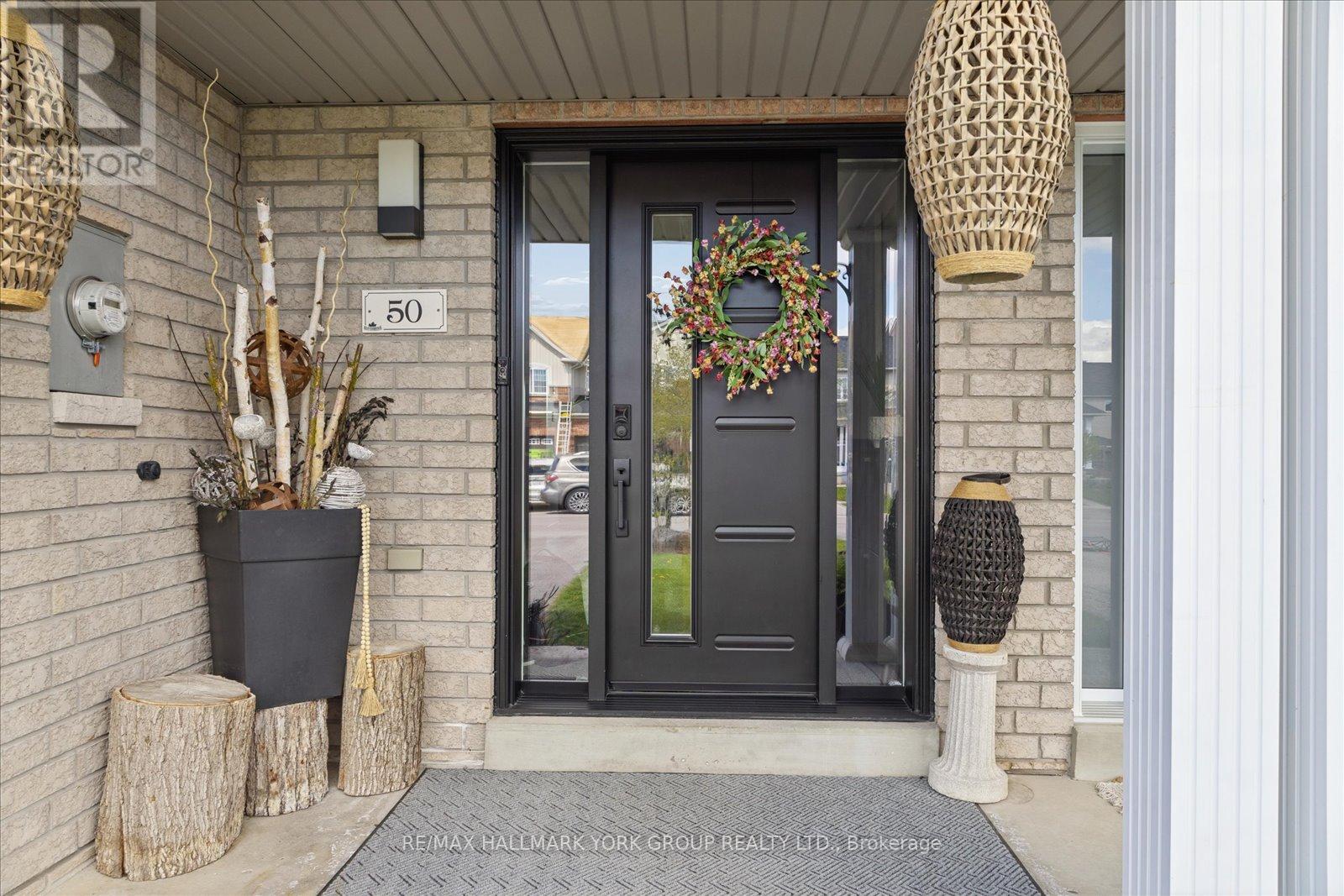 50 Hammill Heights, East Gwillimbury, Ontario  L0G 1M0 - Photo 4 - N13118256