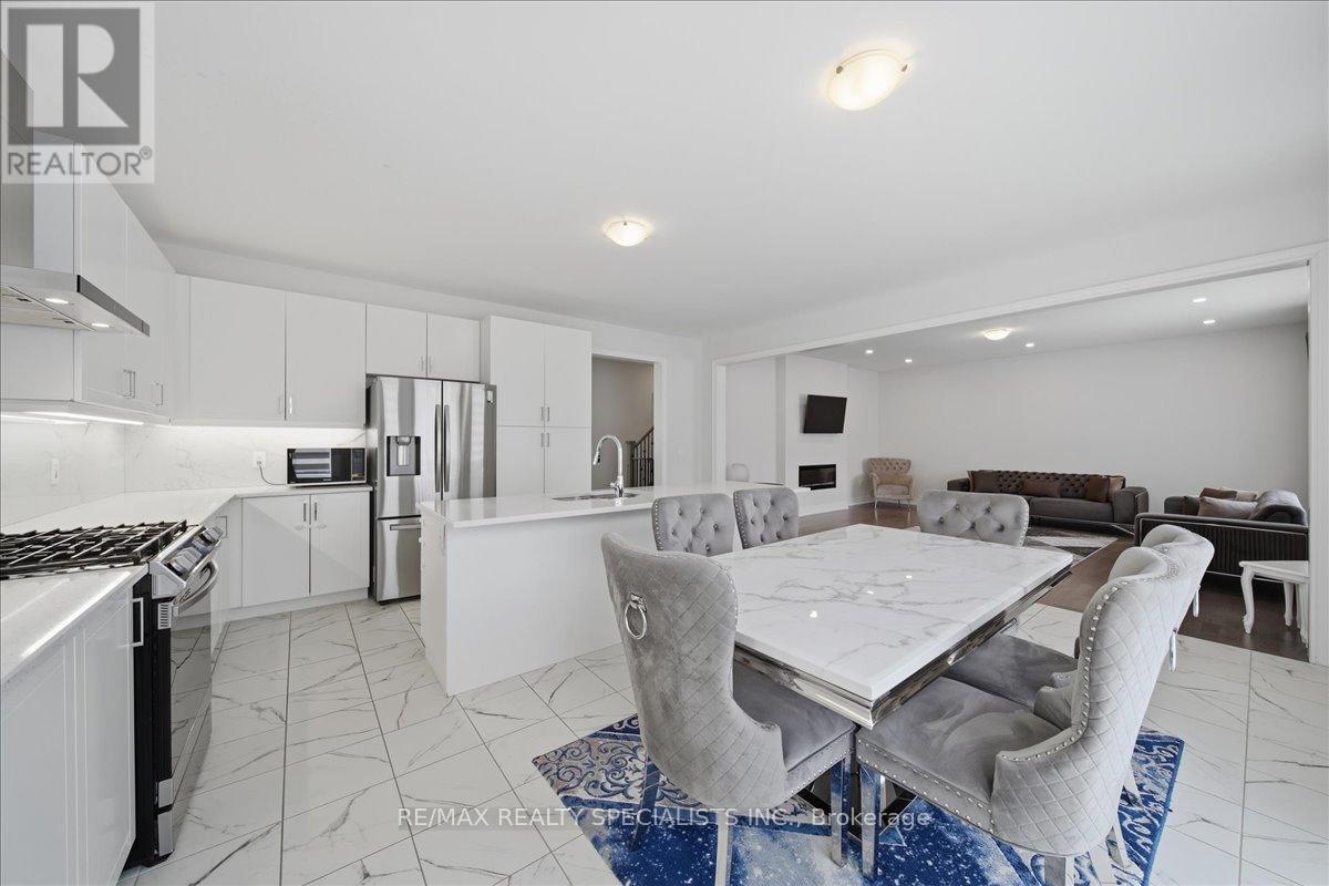 1033 Langford Boulevard, Bradford West Gwillimbury, Ontario  L3Z 4K9 - Photo 14 - N13118430