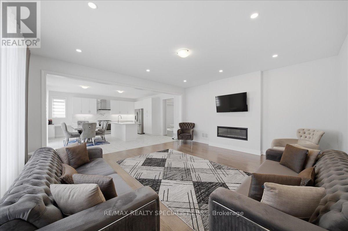 1033 Langford Boulevard, Bradford West Gwillimbury, Ontario  L3Z 4K9 - Photo 20 - N13118430
