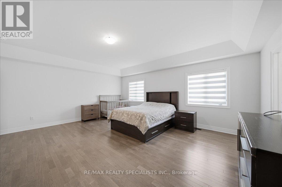 1033 Langford Boulevard, Bradford West Gwillimbury, Ontario  L3Z 4K9 - Photo 29 - N13118430