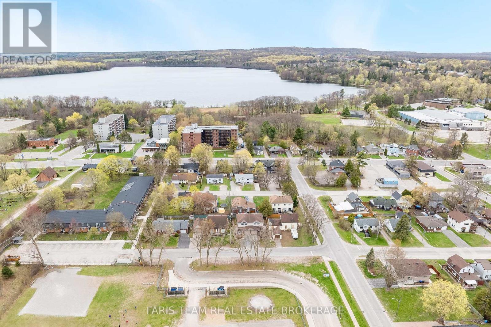 534 Wellington Street, Midland, Ontario  L4R 4W6 - Photo 35 - S13118248