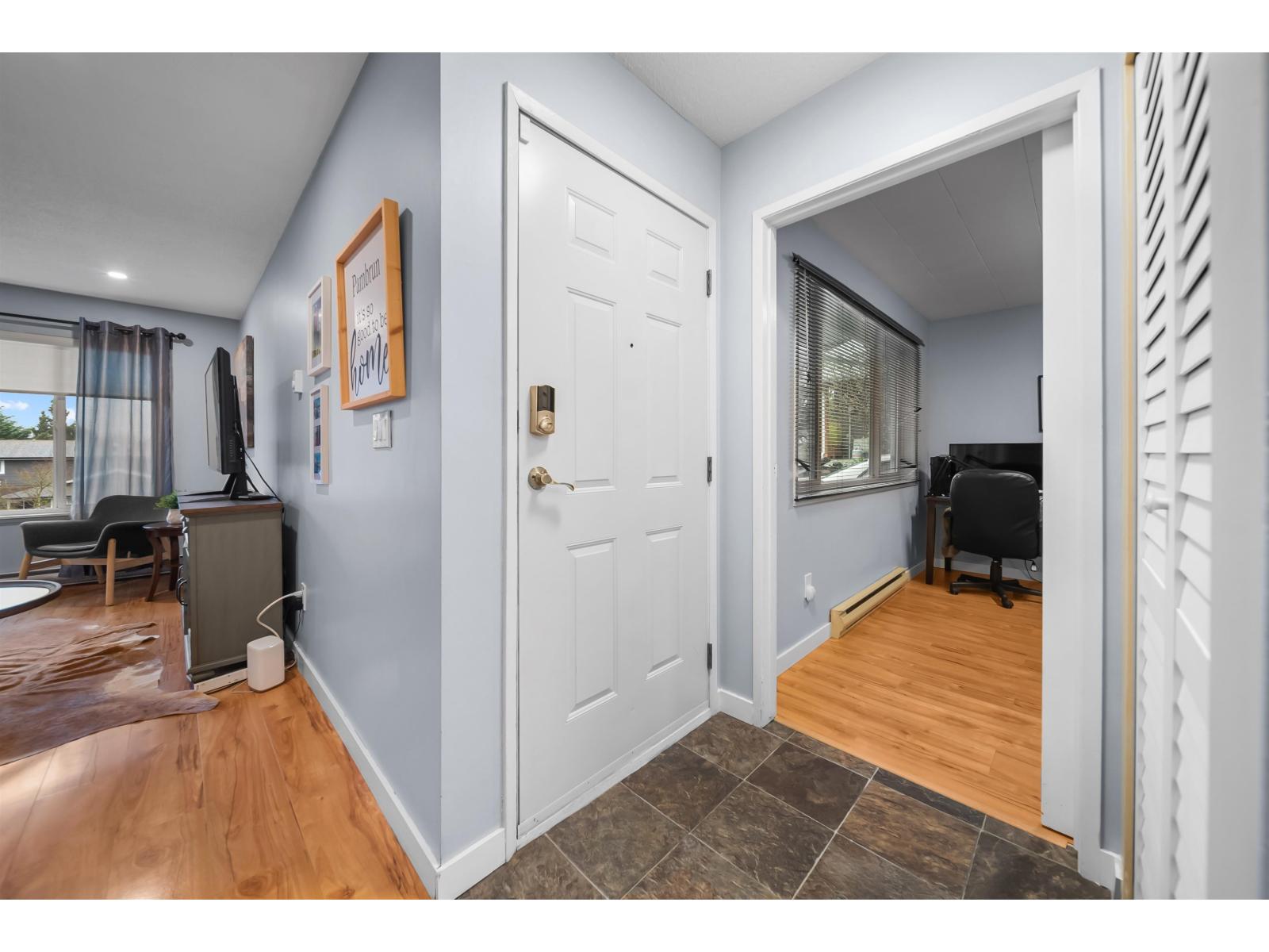 2731 Sandon Drive, Abbotsford, British Columbia  V2S 7J3 - Photo 3 - R3117993
