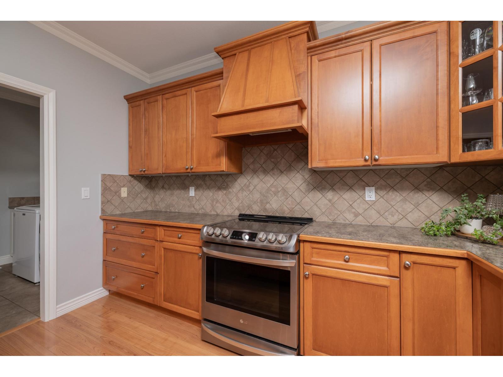 21665 95 Avenue, Langley, British Columbia  V1M 4E3 - Photo 11 - R3121938