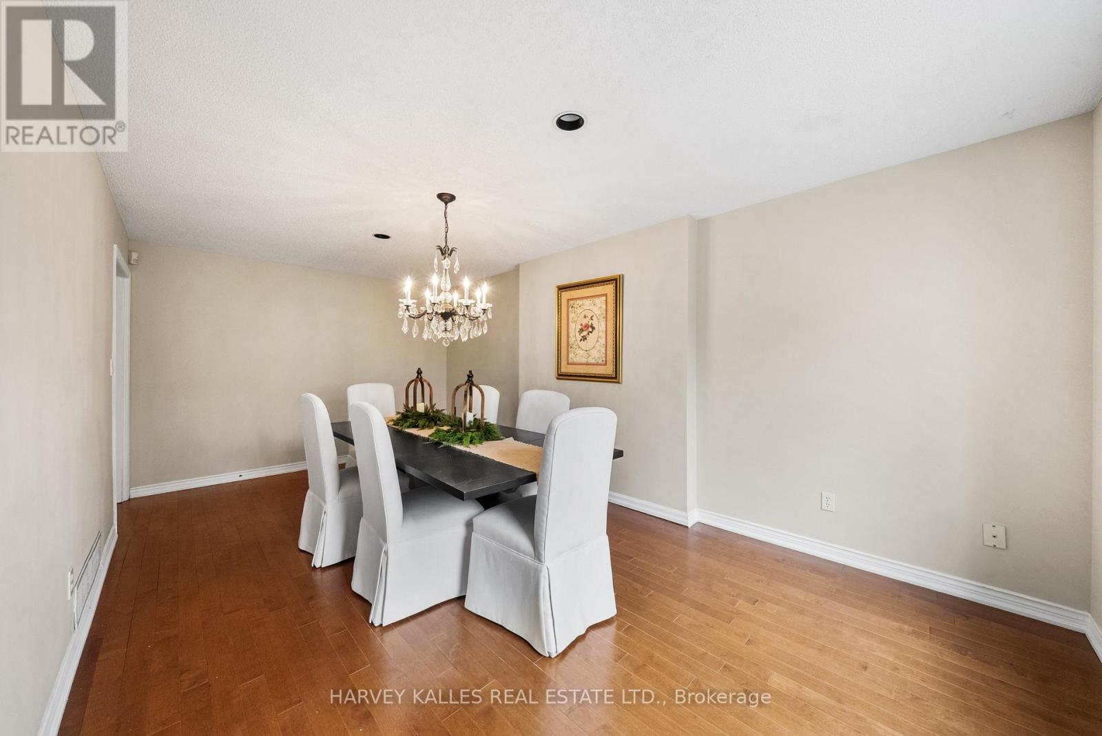 2139 Bushtrail Court, Burlington, Ontario  L7M 4B2 - Photo 18 - W13113772