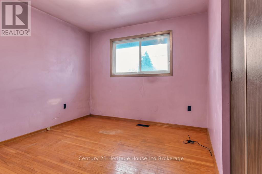368 Odlum Drive, Woodstock, Ontario N4S 3S2 - Photo 8 - X12856294