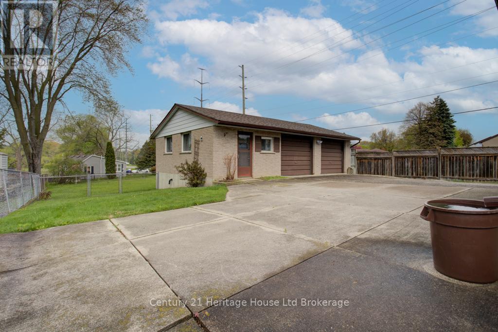 368 Odlum Drive, Woodstock, Ontario N4S 3S2 - Photo 31 - X12856294