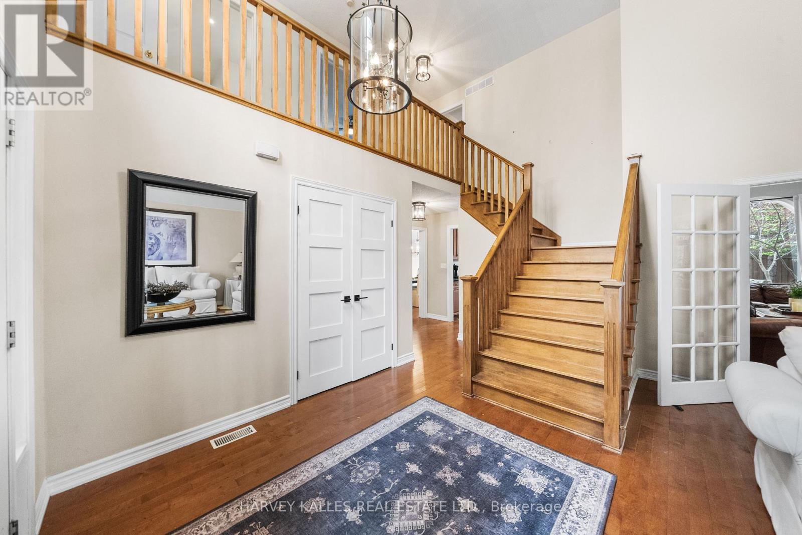 2139 Bushtrail Court, Burlington, Ontario  L7M 4B2 - Photo 6 - W13113772