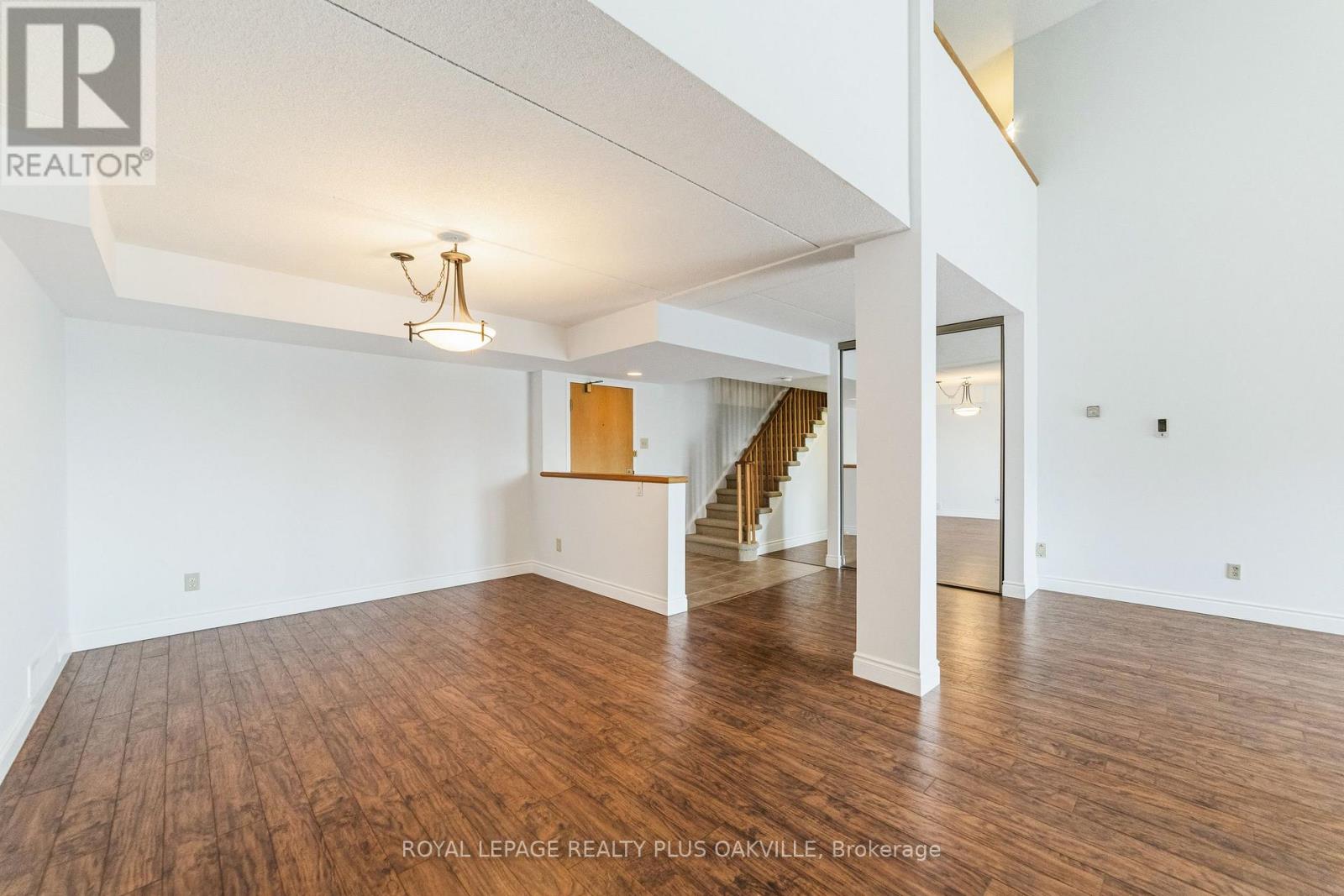 404 - 100 Bronte Road, Oakville, Ontario  L6L 6L5 - Photo 11 - W13118150