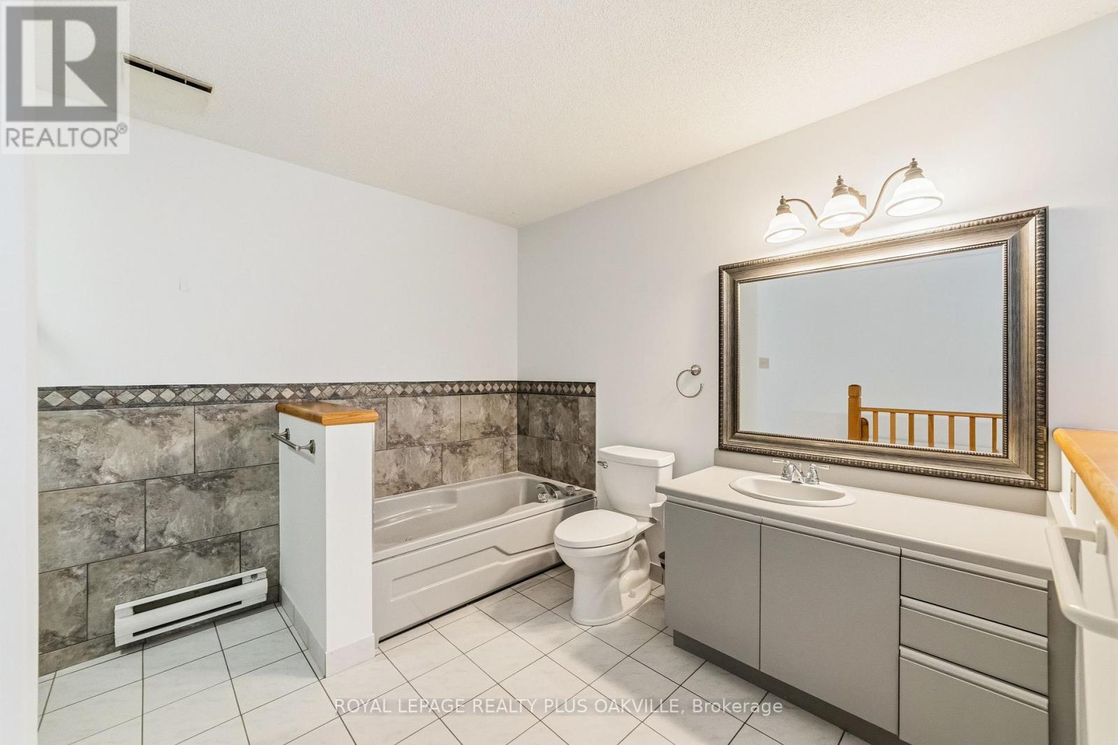 404 - 100 Bronte Road, Oakville, Ontario  L6L 6L5 - Photo 25 - W13118150