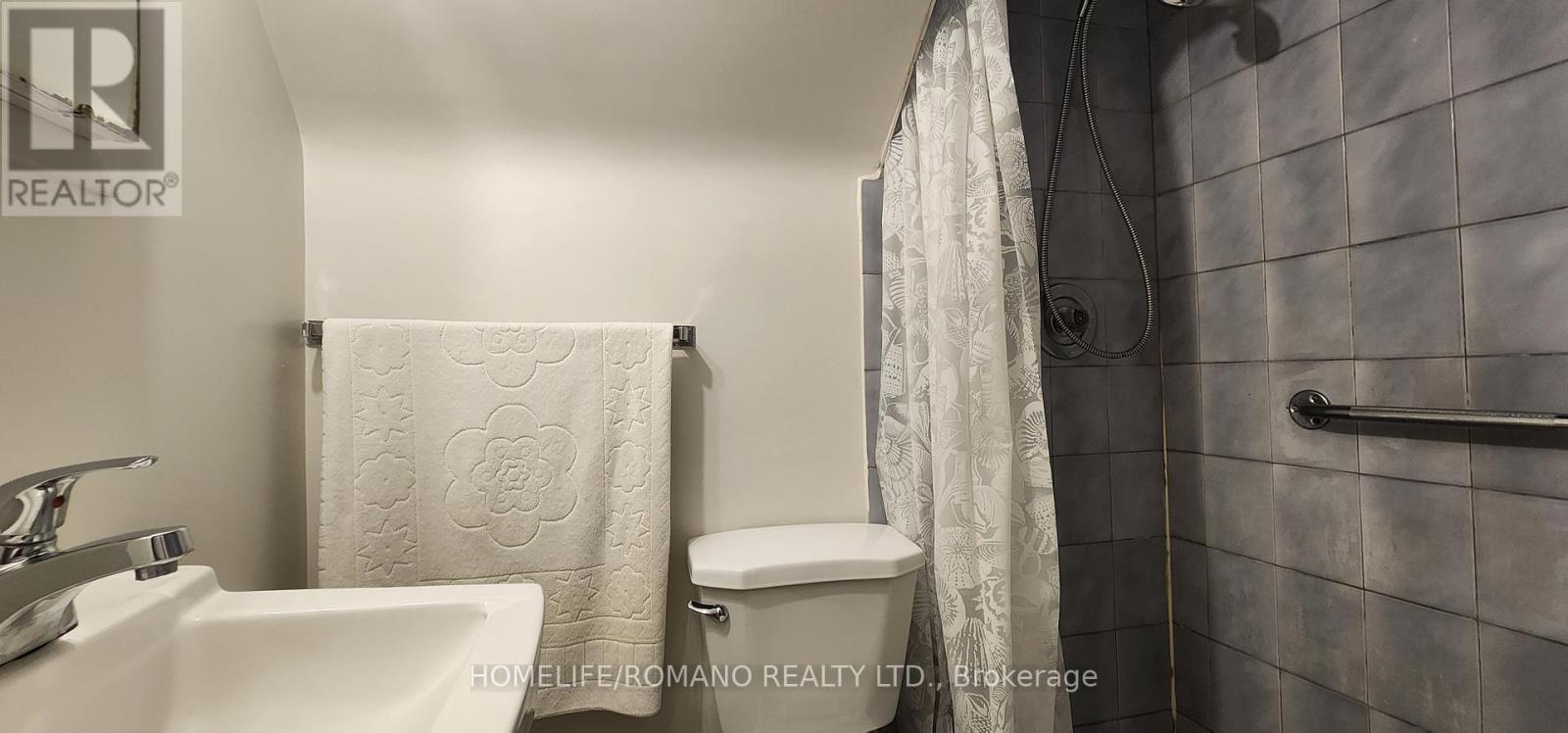 24 Katherine Road, Toronto, Ontario  M3K 1H9 - Photo 20 - W13118164