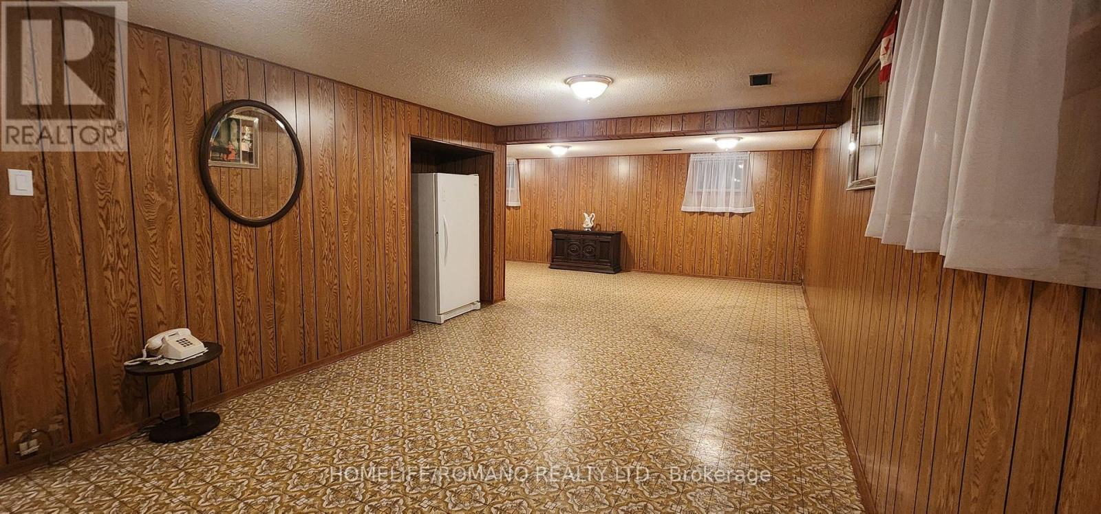 24 Katherine Road, Toronto, Ontario  M3K 1H9 - Photo 23 - W13118164