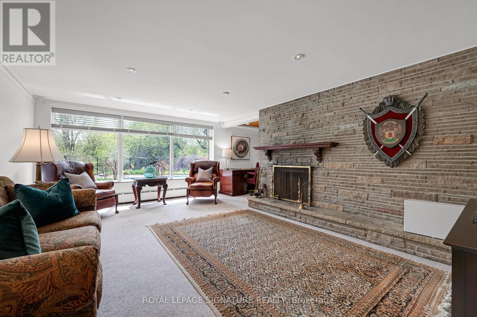 147 Verobeach Boulevard, Toronto, Ontario  M9M 1R2 - Photo 24 - W13118210