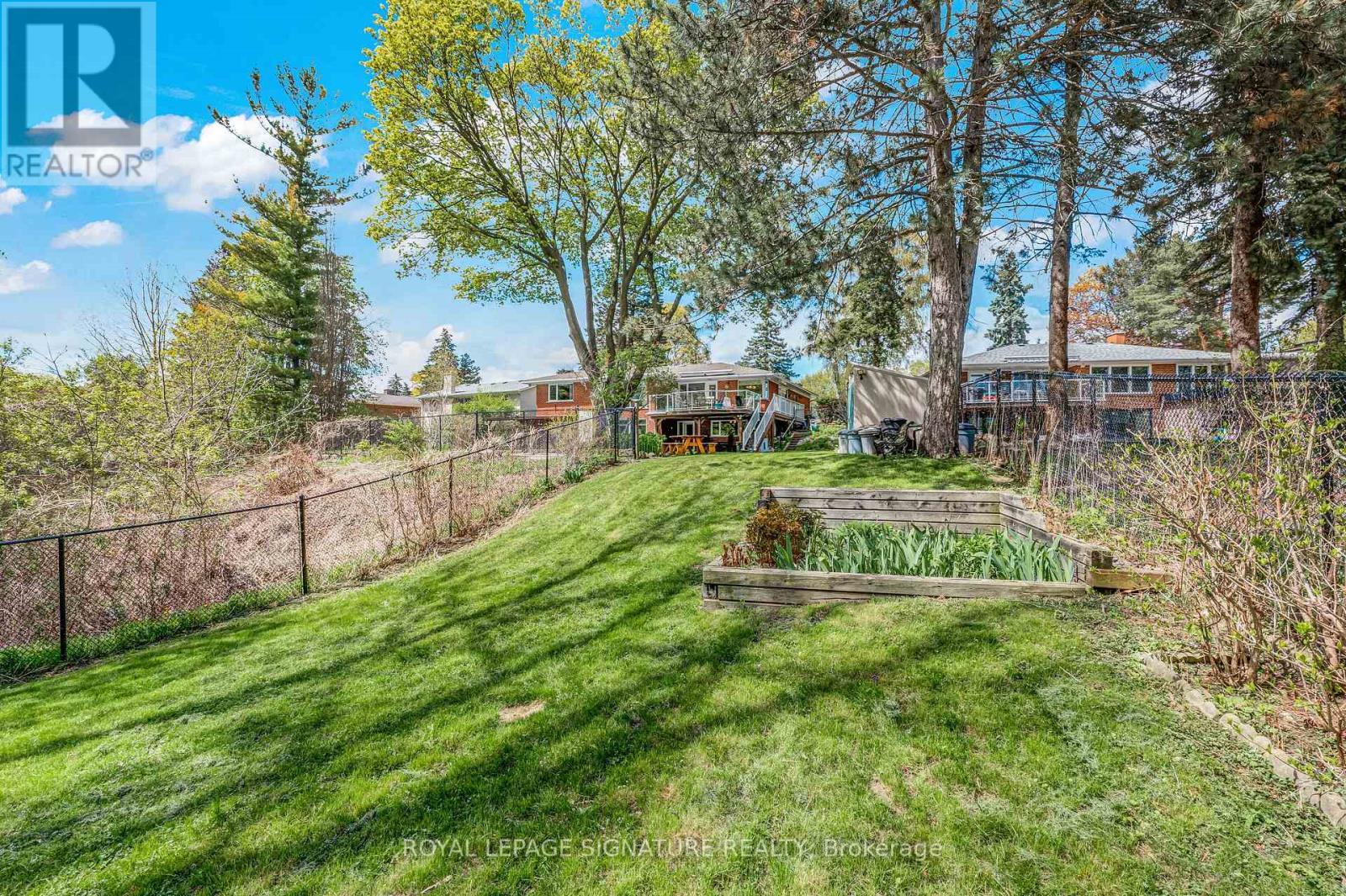 147 Verobeach Boulevard, Toronto, Ontario  M9M 1R2 - Photo 39 - W13118210
