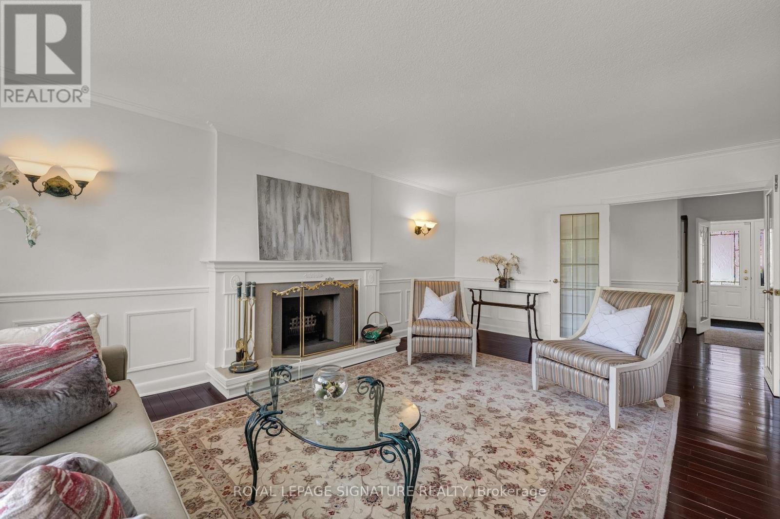 147 Verobeach Boulevard, Toronto, Ontario  M9M 1R2 - Photo 6 - W13118210