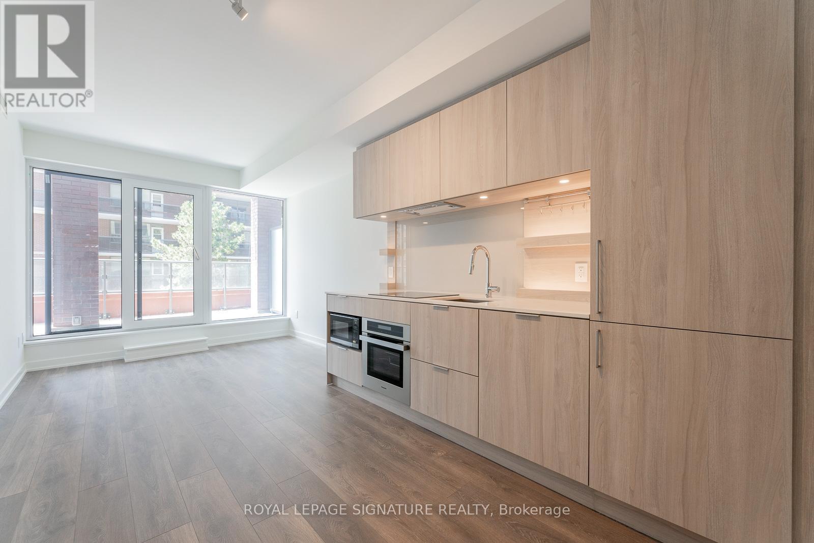 210 - 28 Ann Street, Mississauga, Ontario  L5G 0E1 - Photo 7 - W13118212