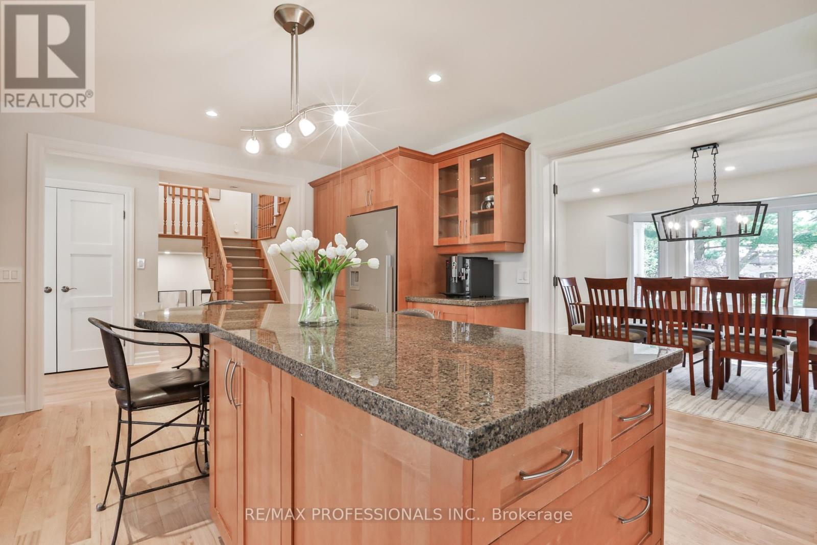 11 Cranleigh Court, Toronto, Ontario  M9A 3Y2 - Photo 13 - W13118214