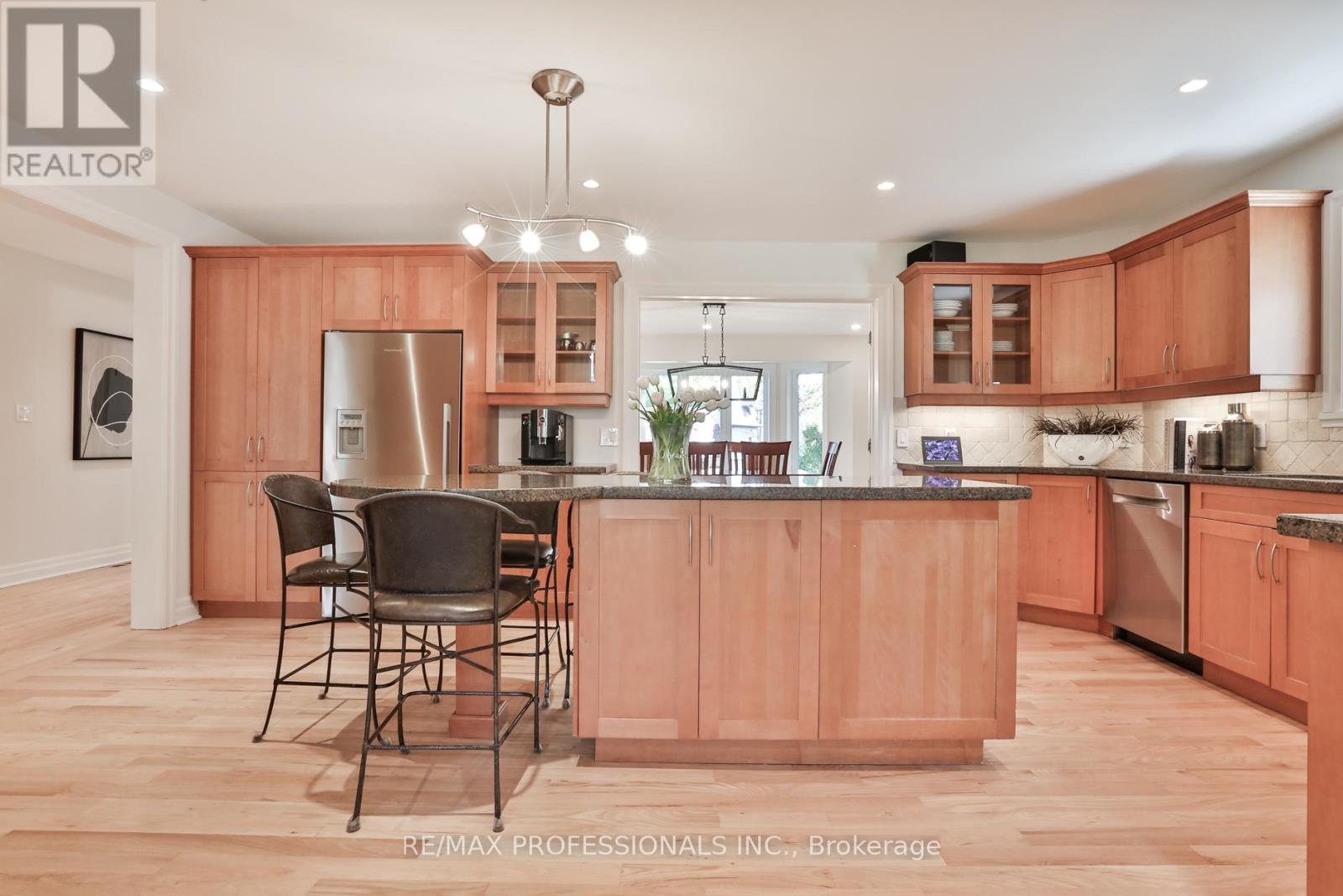 11 Cranleigh Court, Toronto, Ontario  M9A 3Y2 - Photo 14 - W13118214