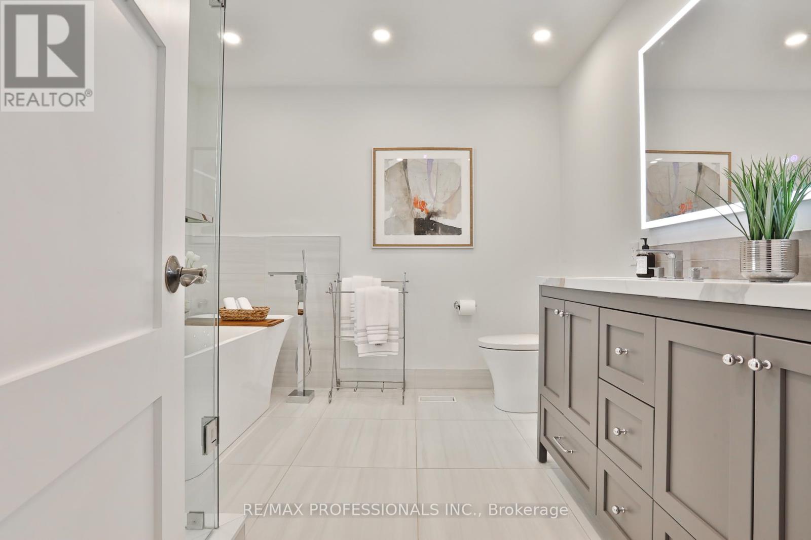 11 Cranleigh Court, Toronto, Ontario  M9A 3Y2 - Photo 33 - W13118214
