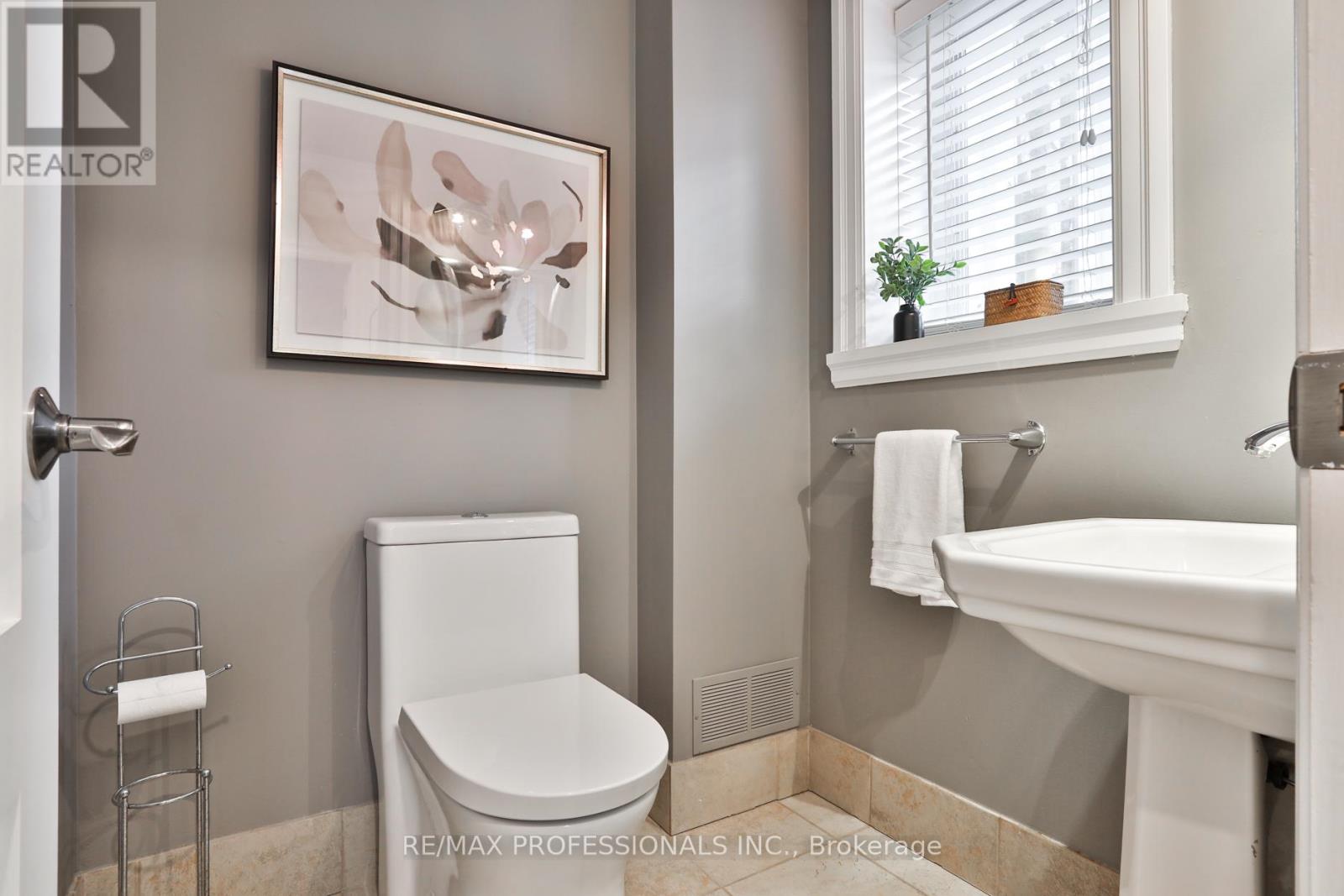 11 Cranleigh Court, Toronto, Ontario  M9A 3Y2 - Photo 37 - W13118214
