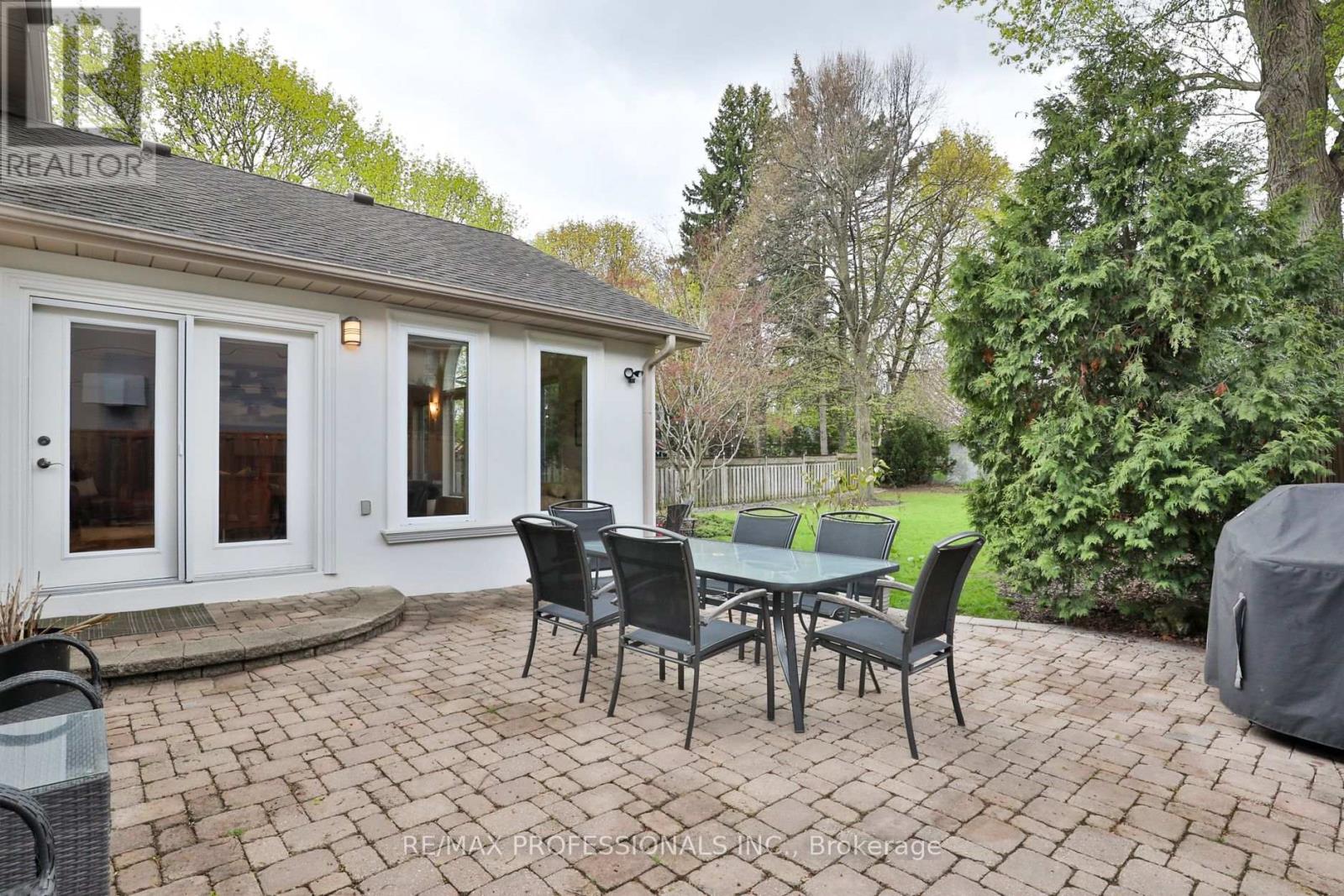 11 Cranleigh Court, Toronto, Ontario  M9A 3Y2 - Photo 47 - W13118214