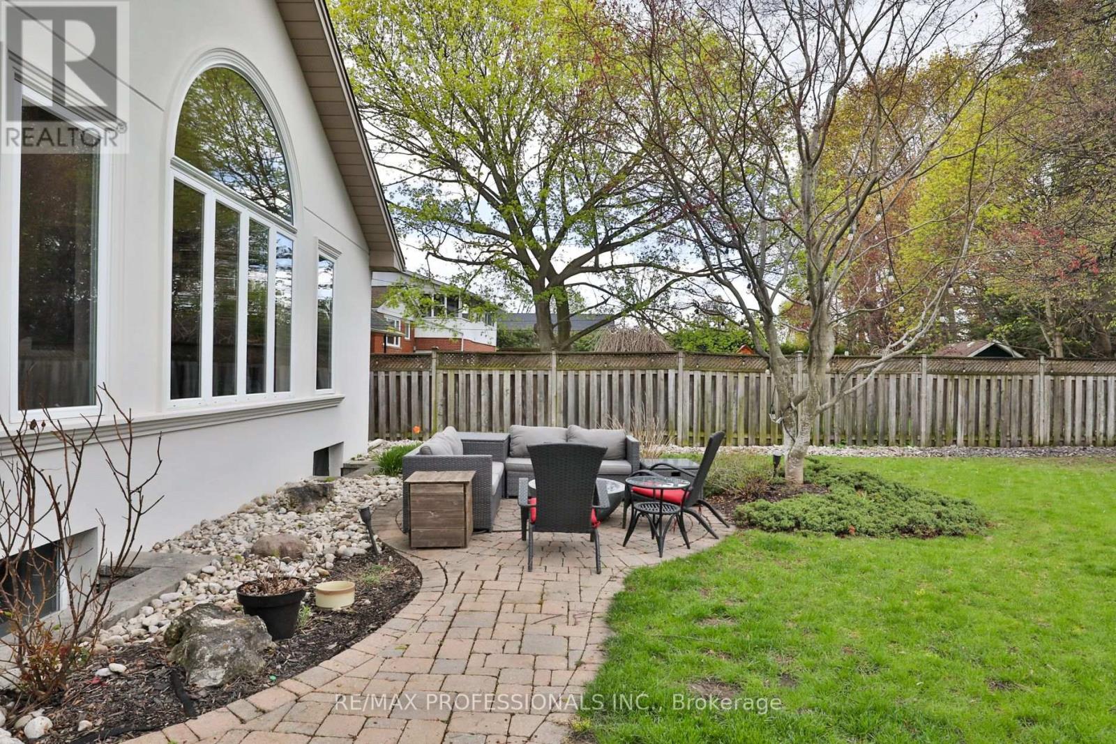 11 Cranleigh Court, Toronto, Ontario  M9A 3Y2 - Photo 50 - W13118214