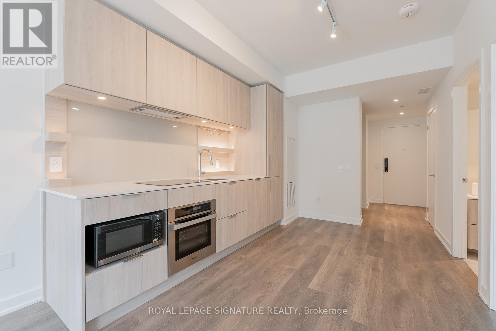 210 - 28 Ann Street, Mississauga, Ontario  L5G 0E1 - Photo 10 - W13118254